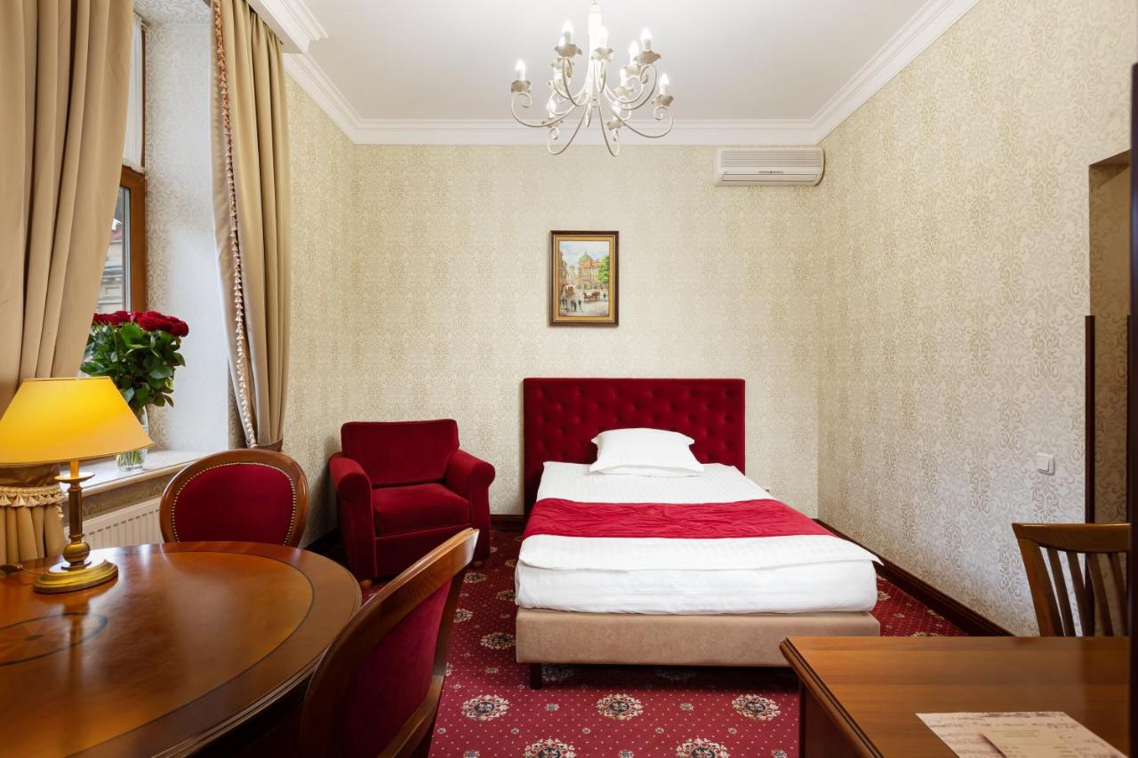 Chopin Hotel Lviv Kültér fotó